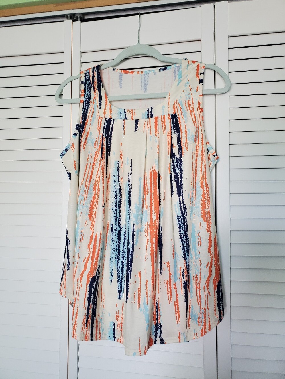 Amazon Sleeveless Printed Scoop Neck Blouse